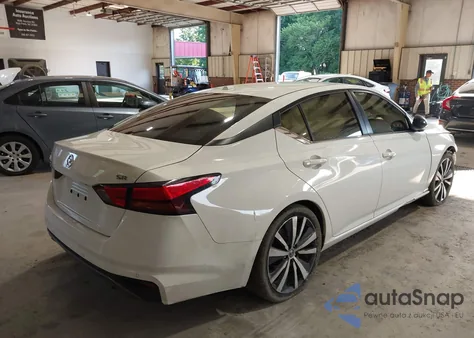 2021 Nissan Altima Sr Fwd z USA, uszkodzony, nr VIN 1N4BL4CV2MN363512